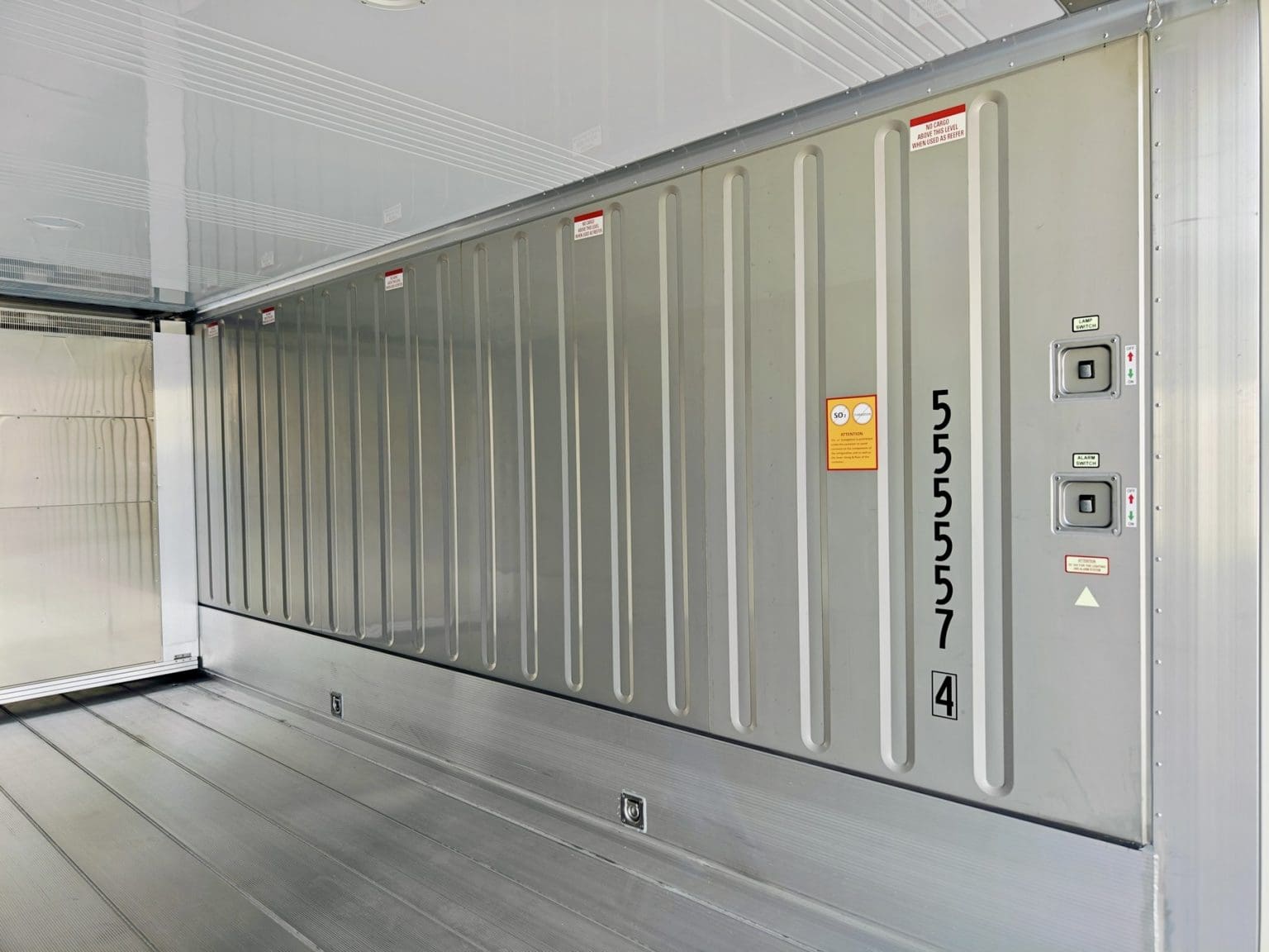 Turning an insulated box into an office or sleepout