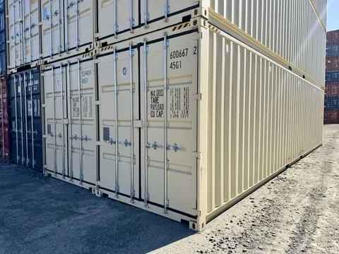 Swinglift access and clearance